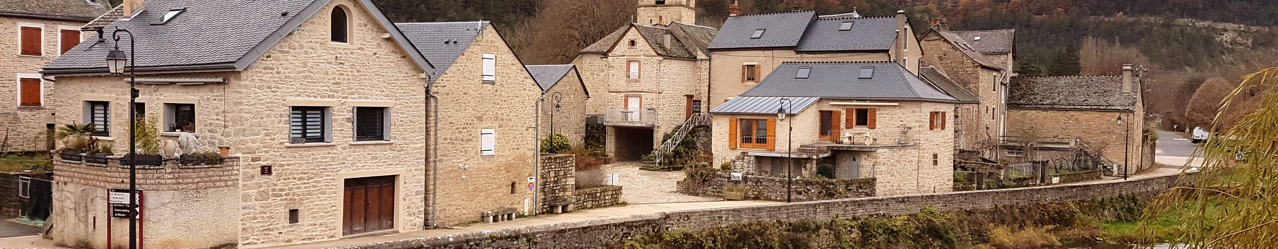 Accueil Les Salelles Lozère